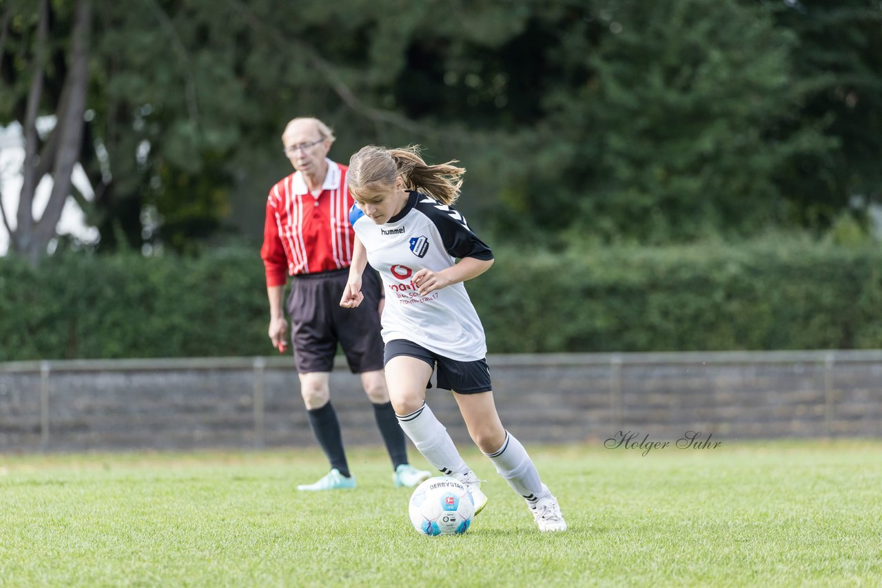 Bild 275 - wBJ VfL Pinneberg - Germania Schnelsen : Ergebnis: 15:1